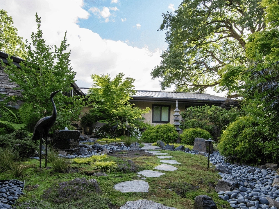 garden-960x720-7